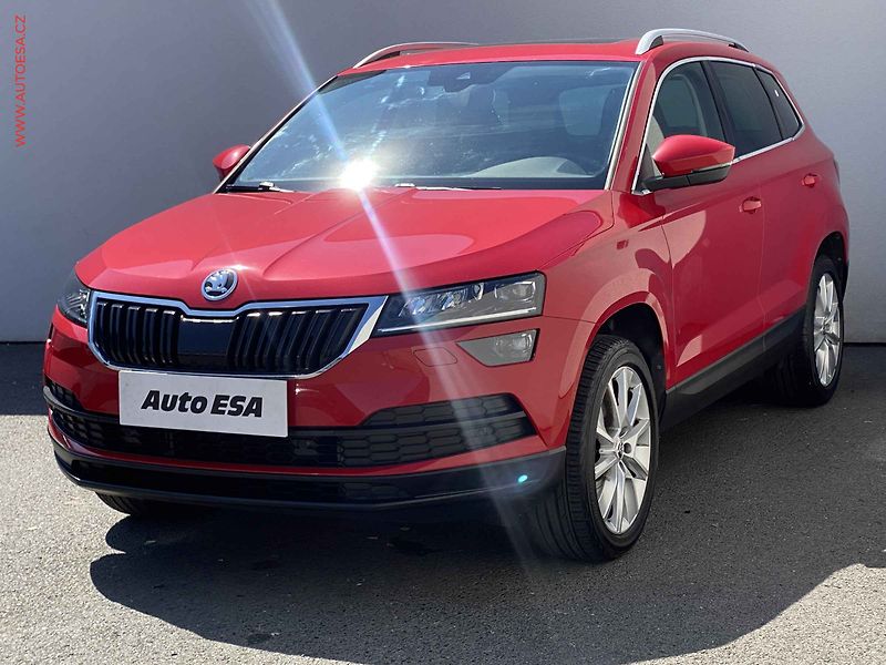 Škoda Karoq (2017) 1.5 TSi, Style, DSG, LED - fotka 3 z 18