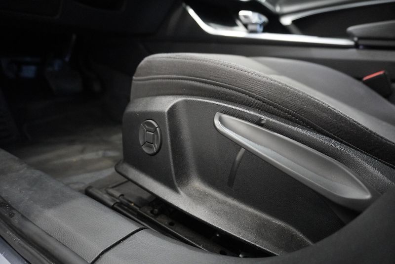 Audi A6  3,0 50 TDI 286PS QUATTRO AUT. - fotka 15 z 30