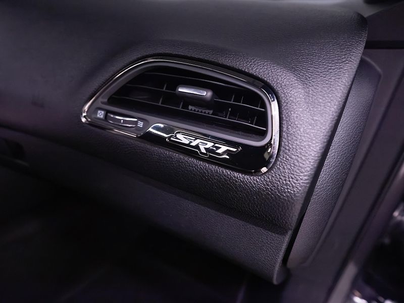 Dodge Challenger SRT HELLCAT 6.2 V8 | 527 kW  - fotka 56 z 56