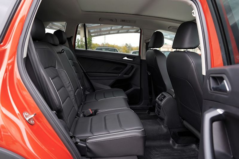 Volkswagen Tiguan Allspace 2.0 TSI 4Motion/DSG/Highline - fotka 36 z 48