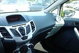 Ford Fiesta 1,2 i, ČR, KLIMATIZACE. - náhled 30