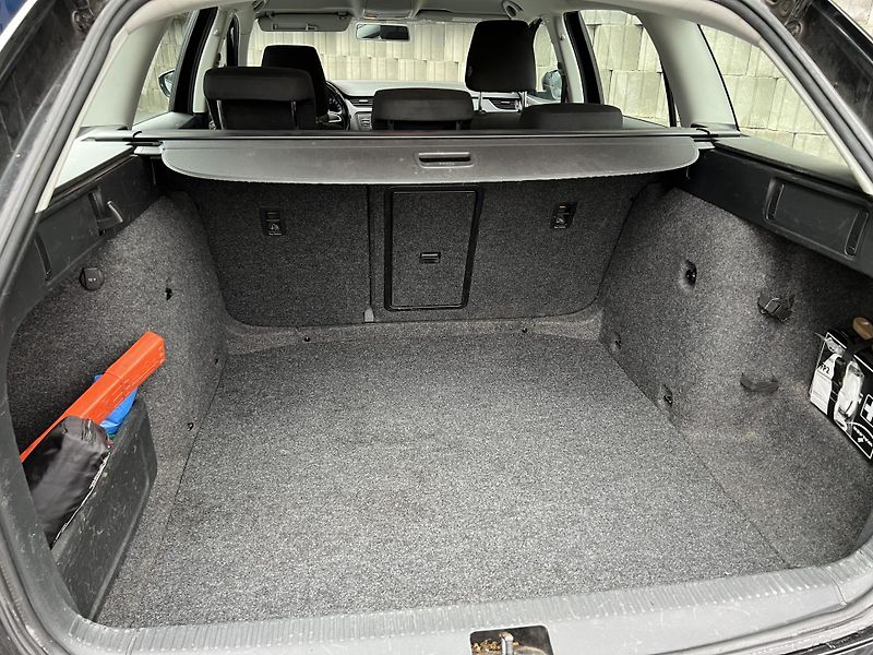 Škoda Octavia 2.0 TDi 110 kW SERVISKA - fotka 13 z 17