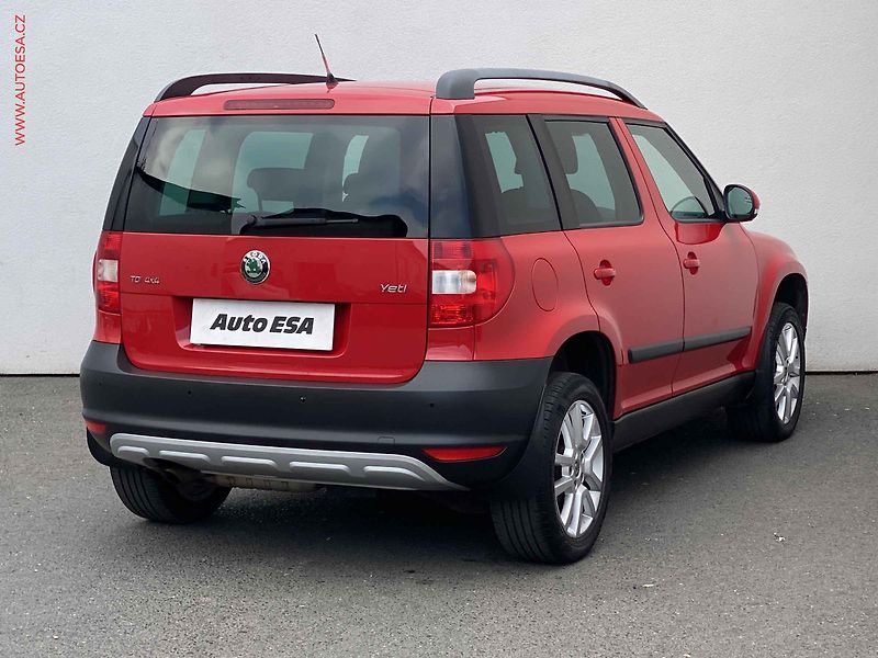 Škoda Yeti (2010) 2.0 TDi 4x4, Ambition, DSG, - fotka 4 z 18