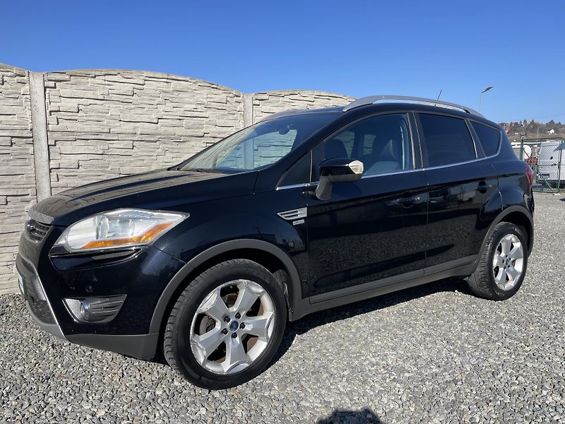 Ford Kuga 2.0TDC-i 4x4 135PS TITANIUM!!! - fotka 2 z 189