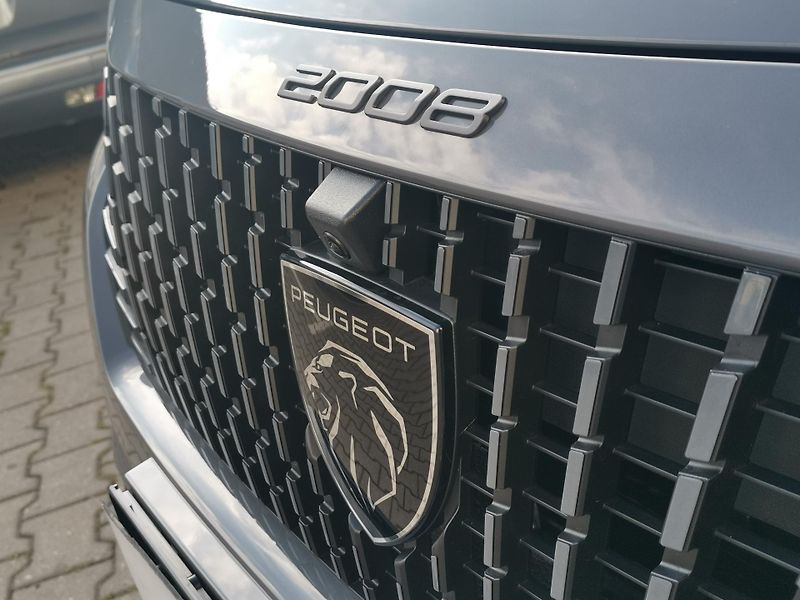 Peugeot 2008 ALLURE Hybrid 145 e-DCS6 - fotka 4 z 13