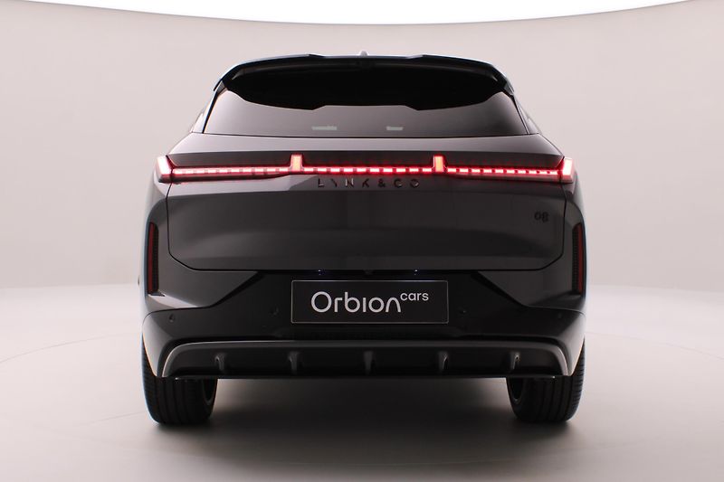 Lynk & Co 08 (2025) MORE PHEV - fotka 11 z 101