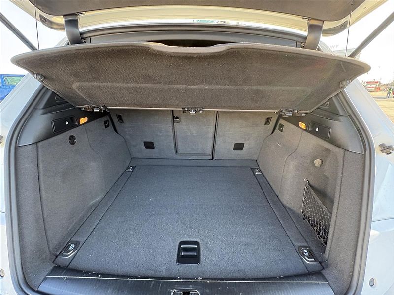 Audi Q5 3,0 TDi176kW 3x S-line,Max výb - fotka 40 z 50