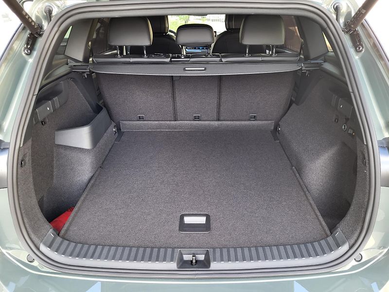 Volkswagen Tayron (2026) R-Line People 2,0TDI 142kW 4MO - fotka 23 z 29