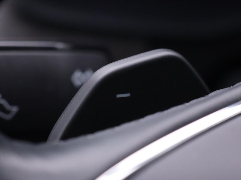 Škoda Kodiaq 2,0 TDI 147kW DSG Style 4x4 DP - fotka 25 z 43