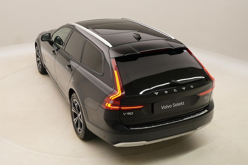 Volvo V90 CC B5 AWD ULTIMATE REZERVACE - fotka 18 z 68