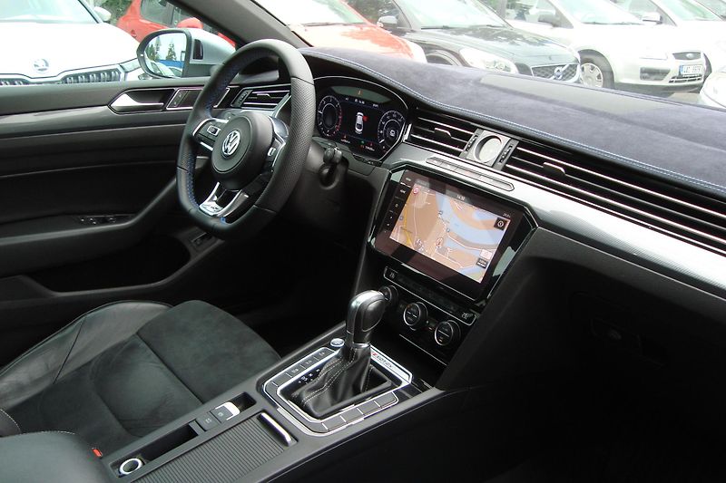 Volkswagen Arteon (2017) 2.0TDi,4-Motion,R-Line,176kW - fotka 52 z 84