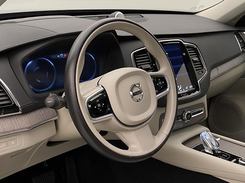 Volvo XC90 T8 AWD RECHARGE REZERVACE - fotka 19 z 58