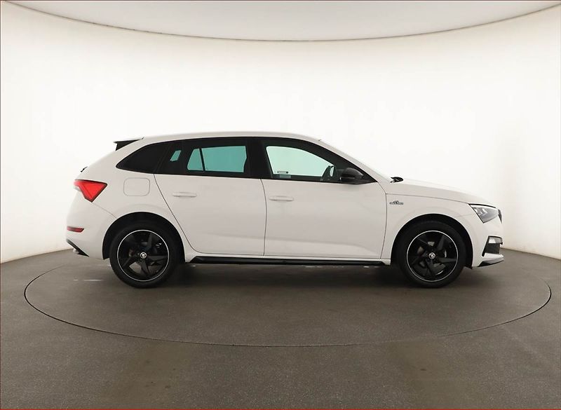 Škoda Scala (2022) Monte Carlo 1.0 TSI - fotka 6 z 15