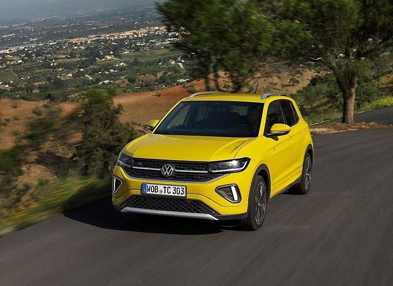 Malá SUV Opelu jsou úsporná jak v benzinových, tak i dieselových verzích
