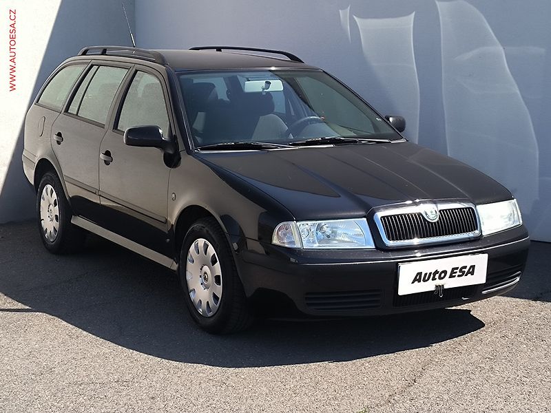 Škoda Octavia (2009) 1.6i, AC - fotografie inzerátu
