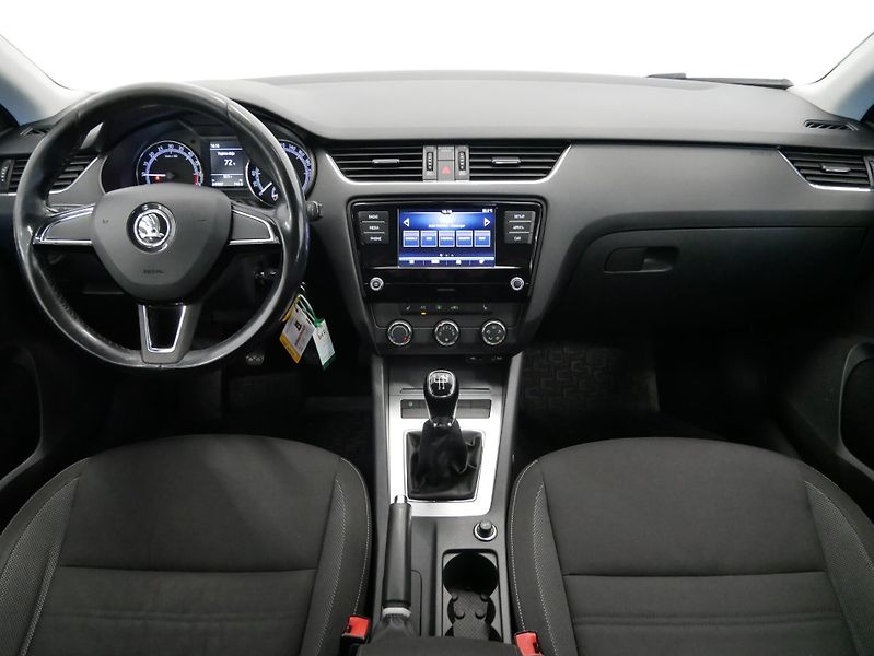Škoda Octavia - fotka 5 z 21