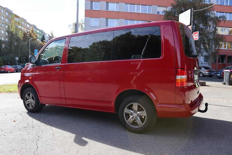 Volkswagen Transporter T5 1.9 TDI 77 kW | 9 MÍST - fotka 9 z 27