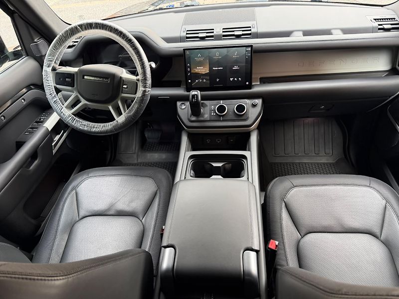 Land Rover Defender (2023) TOP STAV - fotka 10 z 15