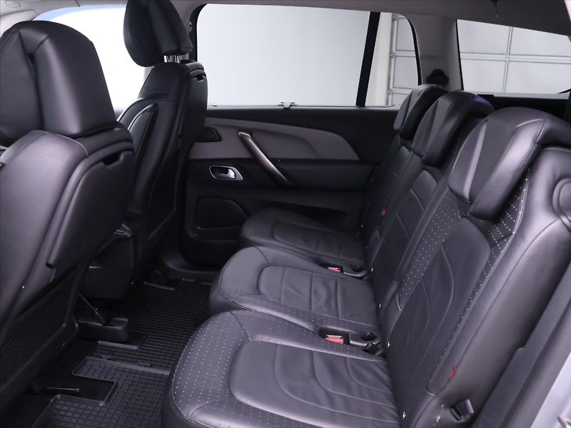 Citroën Grand C4 SpaceTourer 1,5 HDI 96kW Tažné - fotka 16 z 35