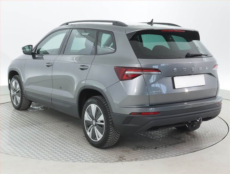 Škoda Karoq (2022) Style 1.5 TSI - fotka 4 z 17