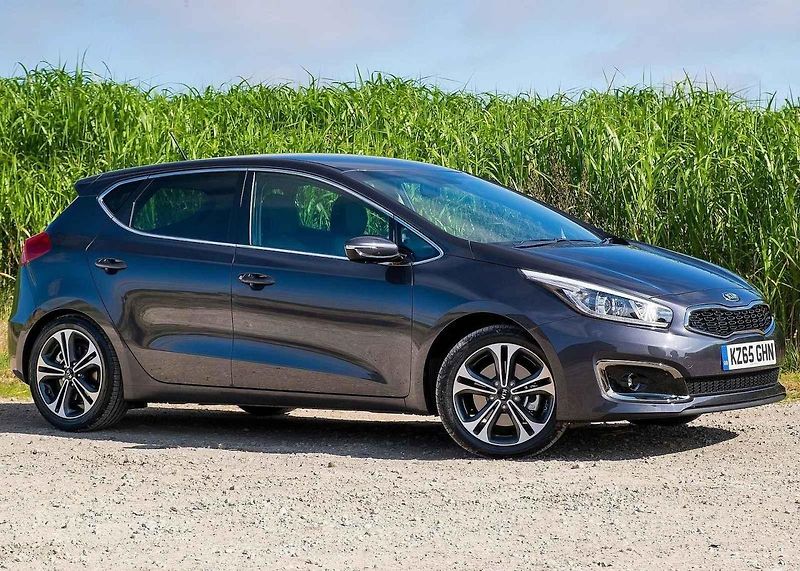 Za 228 tisíc korun jsme našli Hondu Accord z roku 2010.
