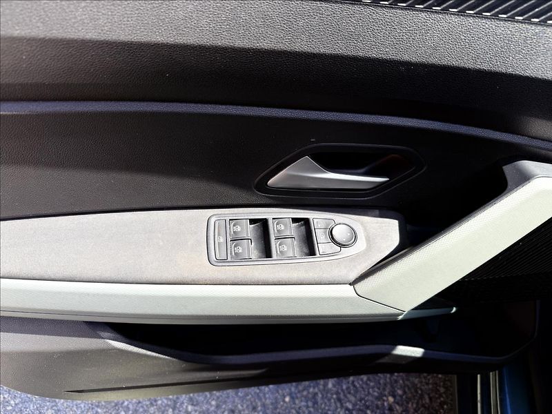Dacia Duster 1,2 TCe POŠKOZENÁ LEVÁ STRANA - fotka 15 z 33