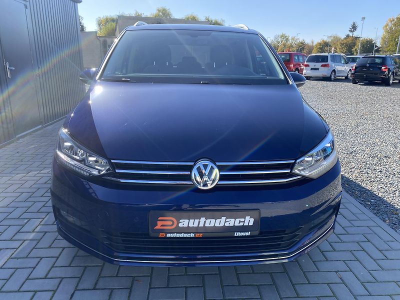 Volkswagen Touran 1.4TSI 110kW- 1xMAJ.-LED- NAVI - fotka 7 z 50