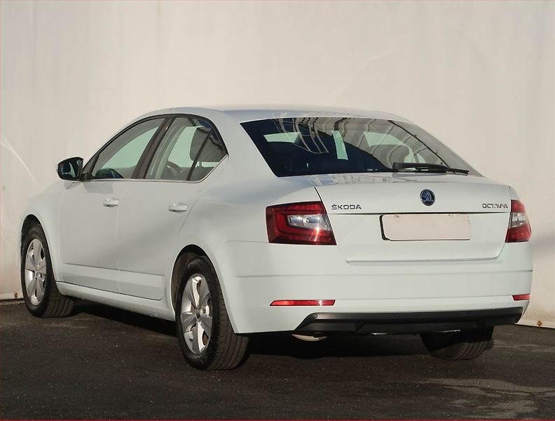 Škoda Octavia (2018) Style 1.4 TSI, Tempomat - fotka 4 z 21