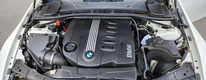 BMW Řada 3 (2010) 330D*M*PAKET*CABRIO*REZERVACE - fotka 25 z 43