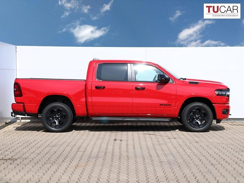 Dodge RAM (2025) 1500 BigHorn 3.0 TwinTurbo - fotka 4 z 41