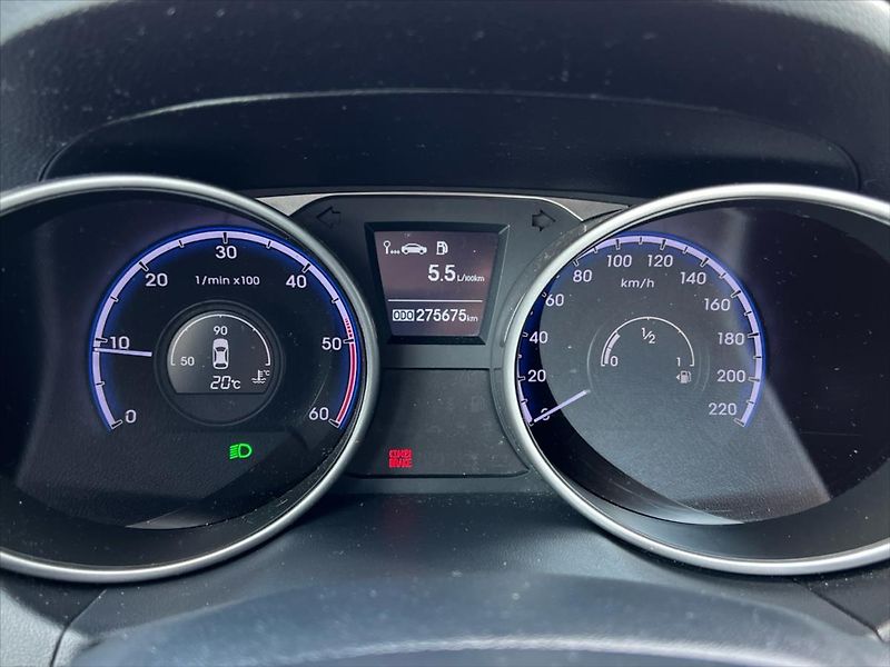 Hyundai ix35 1,7 CRDi 85kW STYLE - fotka 16 z 25