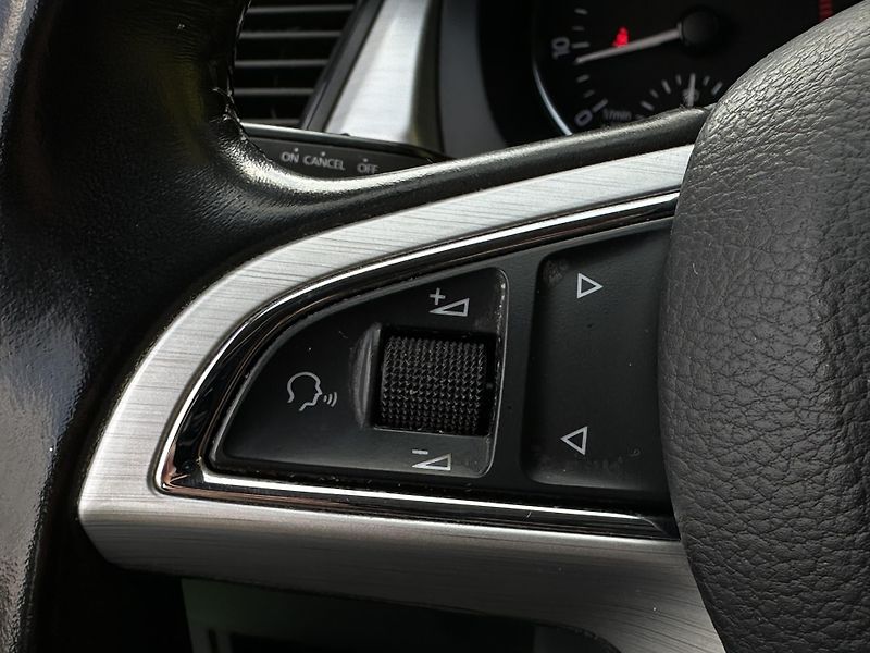 Škoda Rapid (2016) Spaceback 1.2TSI/66kW 1.Maj.  - fotka 10 z 35