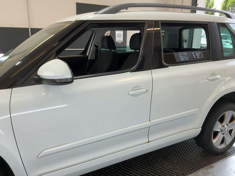 Škoda Yeti (2015) 1.2 TSI Elegance - NAVI -DIGI  - fotka 7 z 11