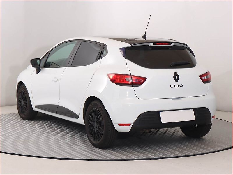 Renault Clio (2018) 1.2 16V, Tempomat - fotka 4 z 17