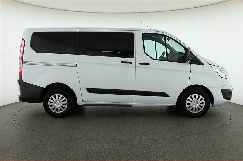 Ford Transit Custom (2015) Trend 2.2 TDCI, Bus, 9Míst - fotka 6 z 16