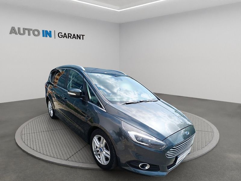 Ford S-MAX (2015) Titanium , 132KW, ČR , 4x4 , 7 - fotka 3 z 20