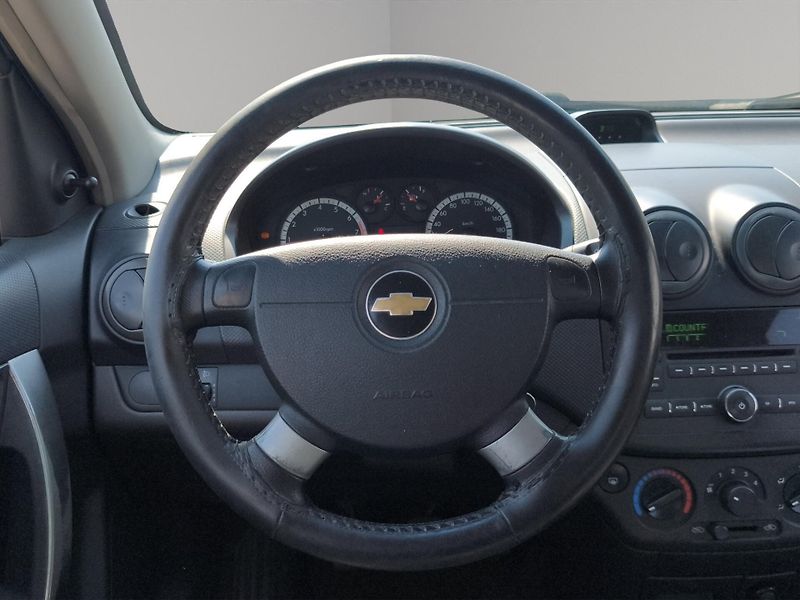 Chevrolet Aveo (2008) Sedan 1.2i 53kW - fotka 10 z 19