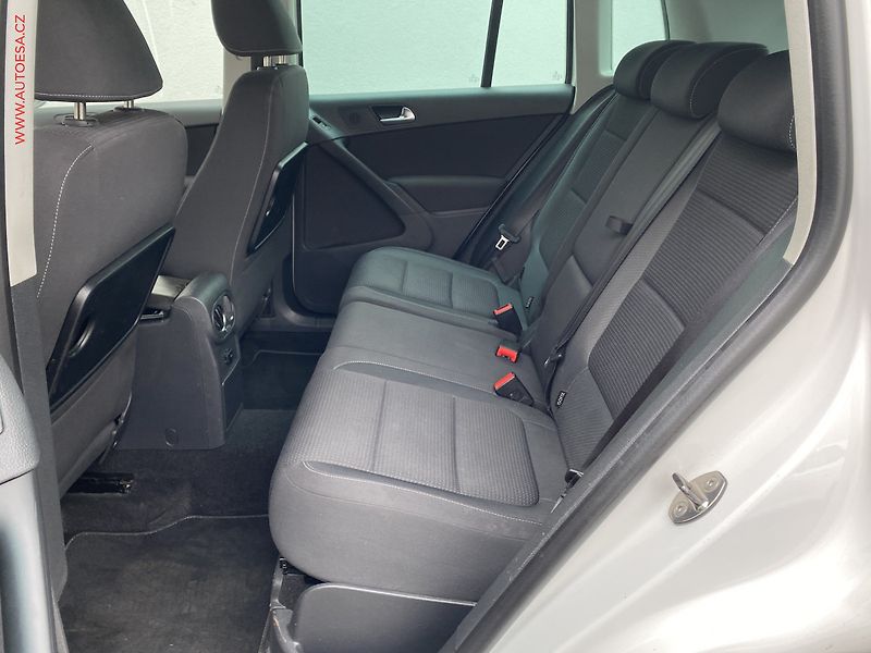 Volkswagen Tiguan (2010) 2.0 TSi 4x4, Team, bixen - fotka 10 z 16