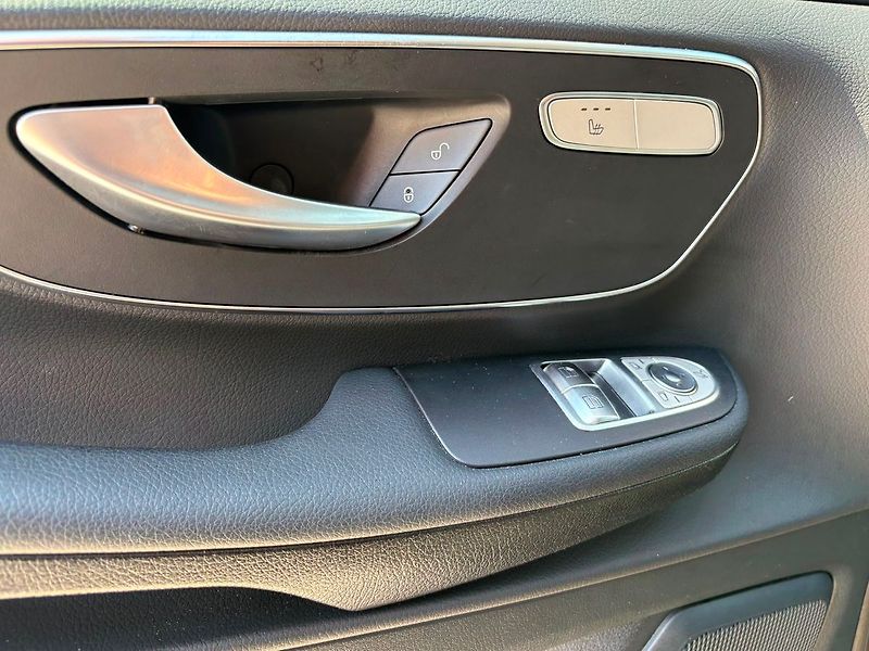 Mercedes-Benz Třídy V 300d 4MATIC Long  Avantgarde C - fotka 10 z 37