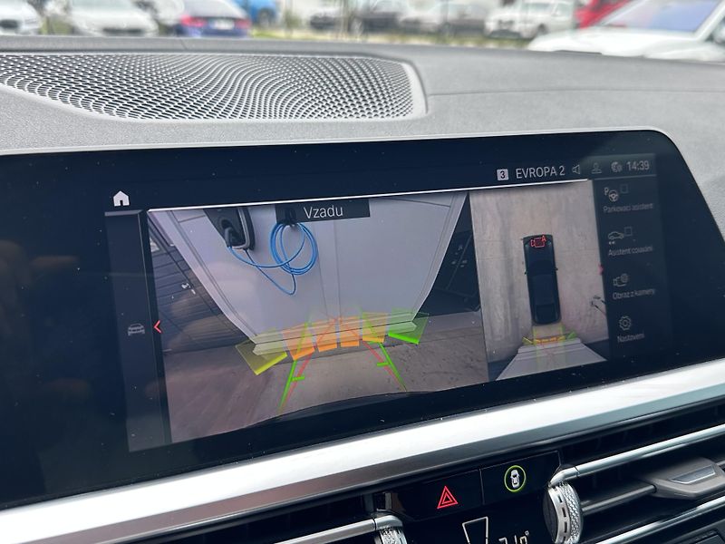 BMW Řada 4 M440i xDrive GranCoupé - fotka 15 z 29