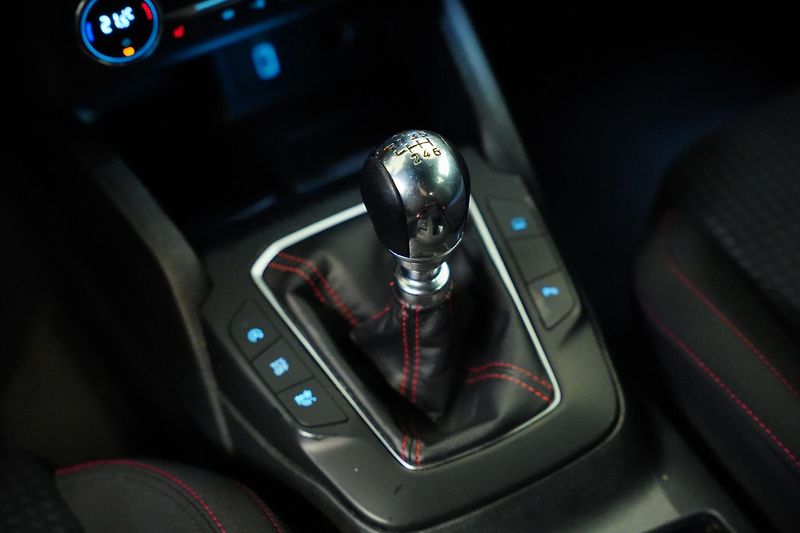 Ford Focus - fotka 23 z 27
