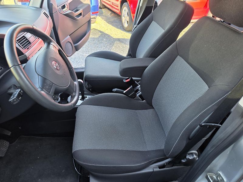 Opel Meriva 1.8 16V Automat Robot - fotka 18 z 25