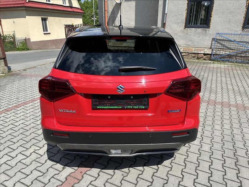 Suzuki Vitara 1,4 4x4 HYBRID - fotka 4 z 32