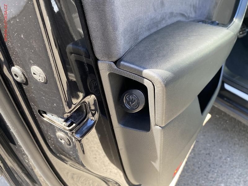 Škoda Kodiaq (2018) 2.0 TDi 4x4, Scout, DSG, - fotka 13 z 23