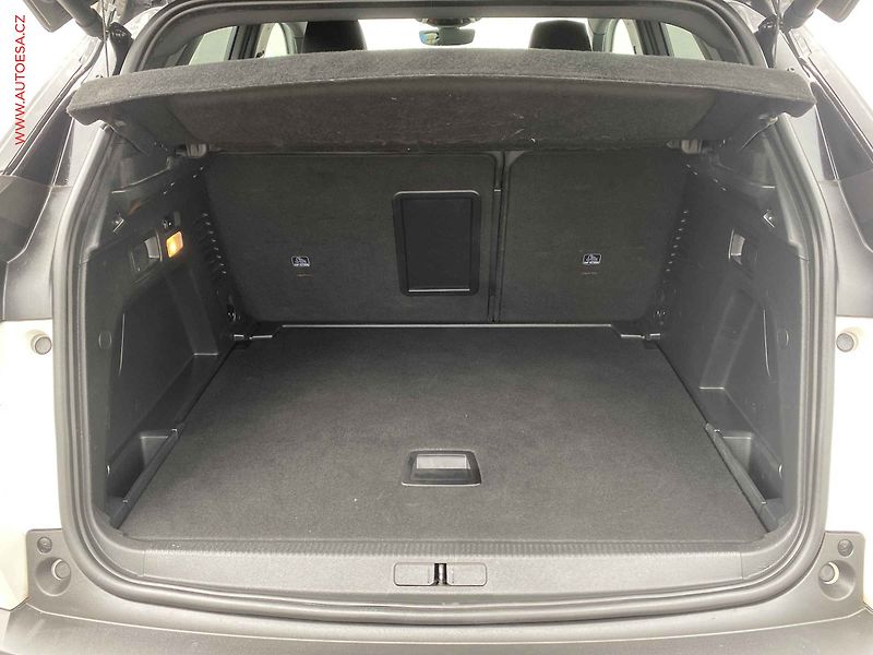 Peugeot 3008 (2021) 1.2 PT, GT, AT, LED - fotka 7 z 19