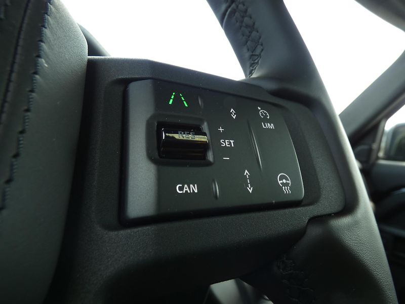 Land Rover Defender 110 4,4 OCTA P635 - fotka 19 z 46