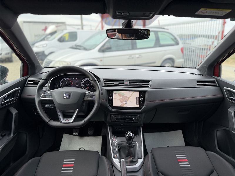 Seat Arona 1,5 FR TSI 110kW NAVI VIRTUAL - fotka 22 z 30