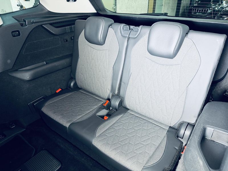Volkswagen Tayron (2025) 2.0*TDi*4M*ZÁRUKA*7M*DCC*IQ* - fotka 30 z 34