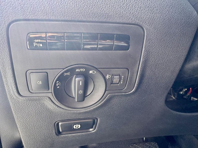 Mercedes-Benz Vito (2015) Tourer 116 CDI XL/AUT./9 míst - fotka 20 z 27