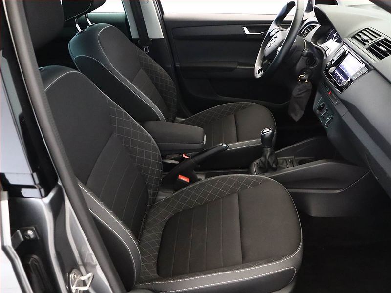 Škoda Fabia (2023) 1.0 TSI, ČR,1.maj, Serv.kniha - fotka 7 z 16